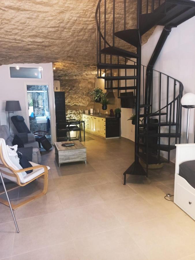 Casa Cueva Un Rincon En La Roca Villa Setenil De Las Bodegas Luaran gambar