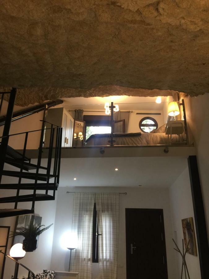Casa Cueva Un Rincon En La Roca Villa Setenil De Las Bodegas Luaran gambar